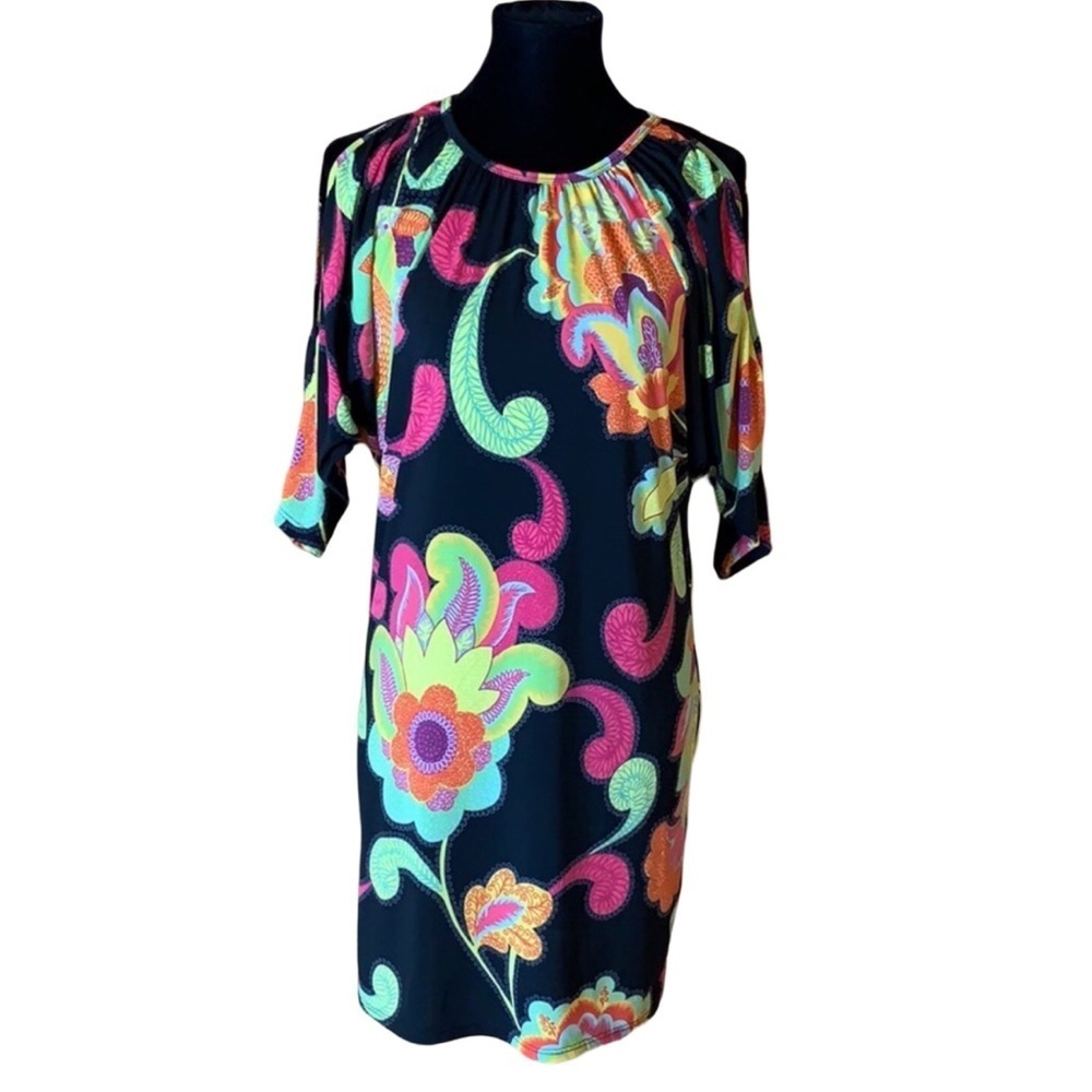 Trina Turk dress with paisley & floral print dress Size Small